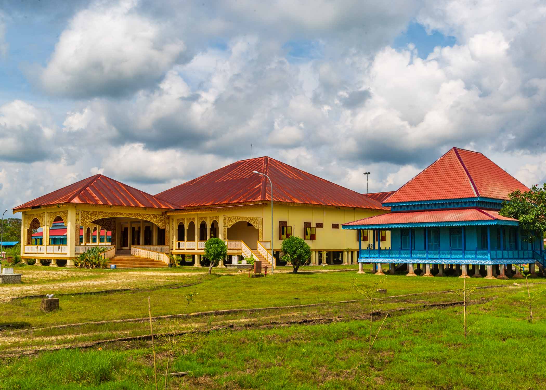 The Pelalawan Royal Palace is one of malay heritage in Riau mainland. This kingdom have important player in malay culture growth in Indonesia